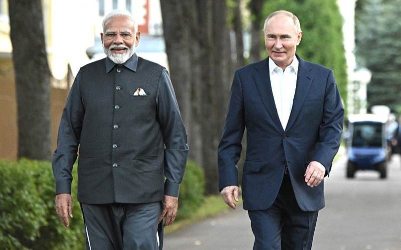  روسی صدر پوتن کا دورہ بھارت۔ کیا نیا عالمی نظام ہوگا مضبوط